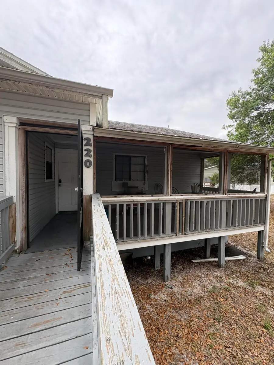 230 N Brida Street, Clewiston, FL 33440 - #2
