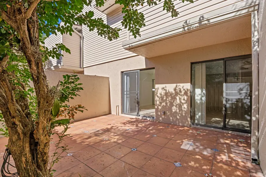 600 Executive Center Drive #111, West Palm Beach, FL 33401 - #2