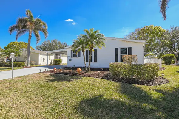 3217 Scarlet Tanager Court, Port St Lucie, FL 34952