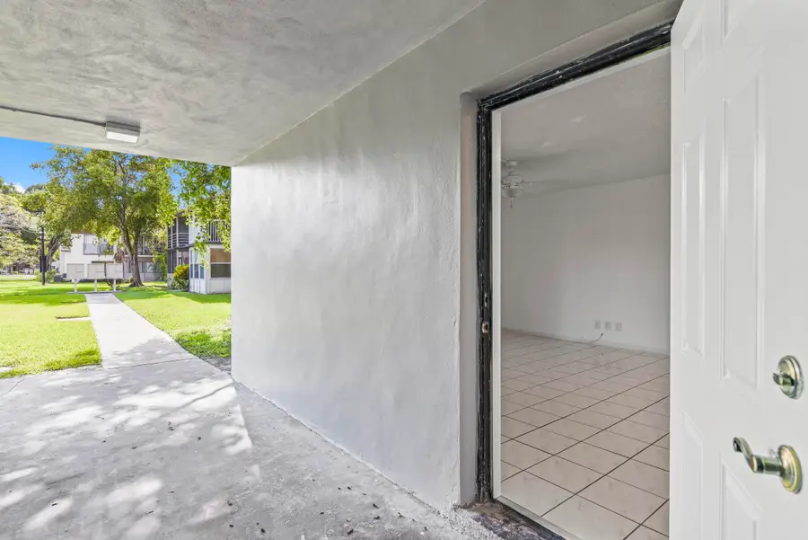 345 W Laurel Drive #2m, Margate, FL 33063 - #3