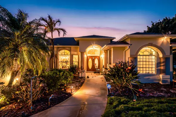 2102 SE Herron Avenue, Port St Lucie, FL 34952