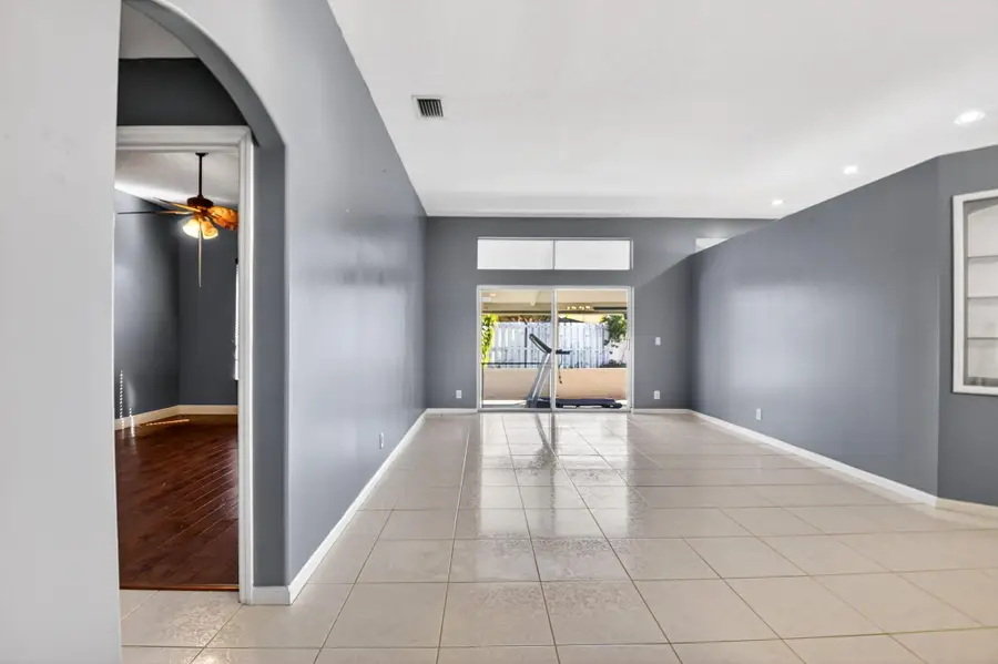 6778 Las Colinas Street, Lake Worth, FL 33463 - #3