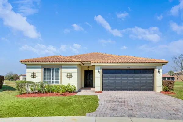 2007 SW Jamesport Dr Drive, Port St Lucie, FL 34953