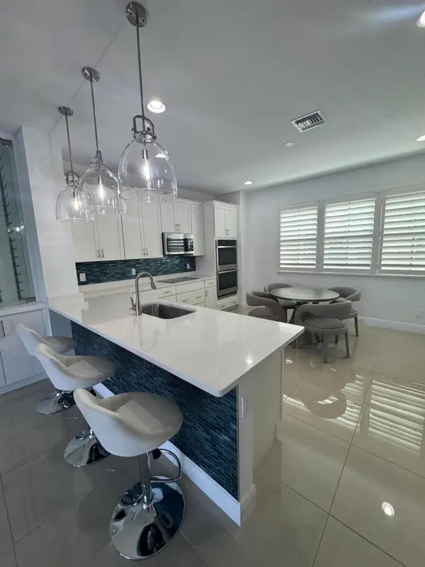 613 Windward Circle N, Boynton Beach, FL 33435