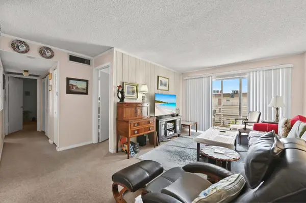 721 Lori Drive #313, Palm Springs, FL 33461