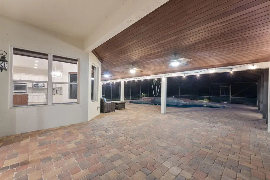 6104 Walnut Hill Drive, Lake Worth, FL 33467 - #3