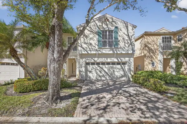 8 Via Sorrento, Palm Beach Gardens, FL 33418