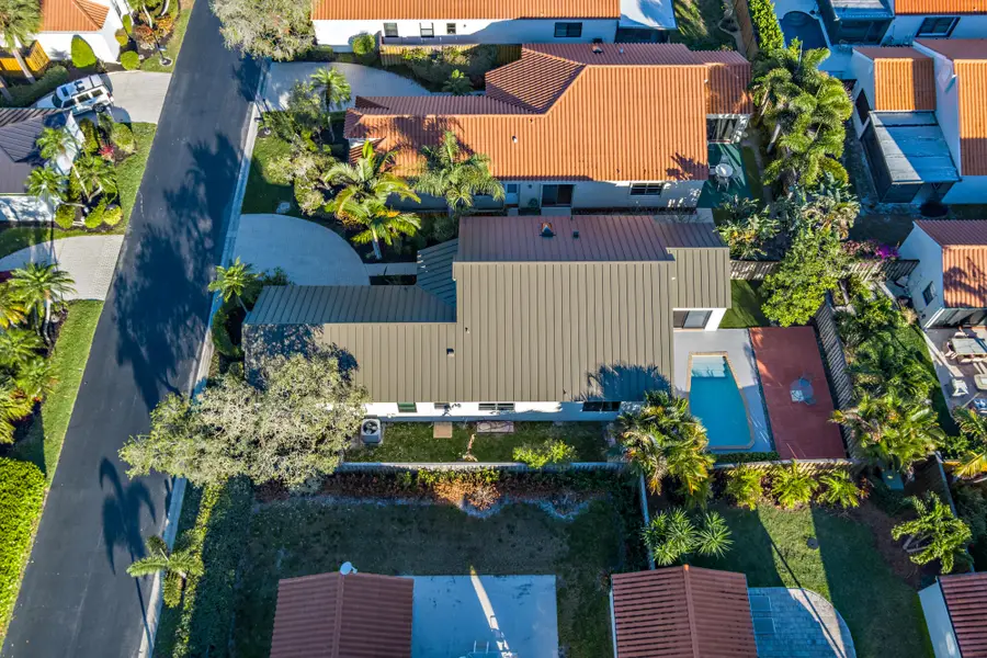 2690 Mikasa Drive, Palm Beach Gardens, FL 33410 - #2