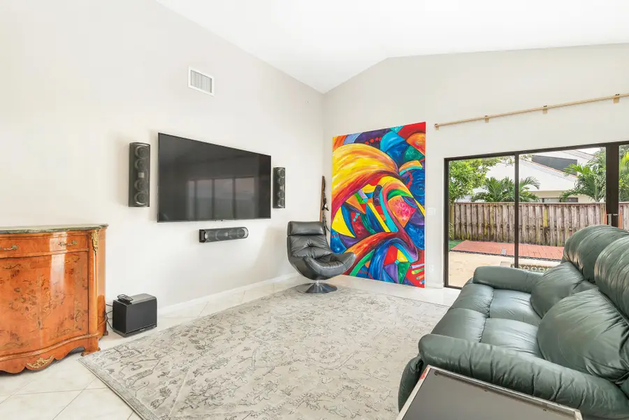 2690 Mikasa Drive, Palm Beach Gardens, FL 33410 - #3