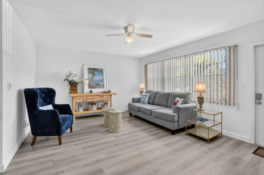 1038 Cambridge B, Deerfield Beach, FL 33442 - #3