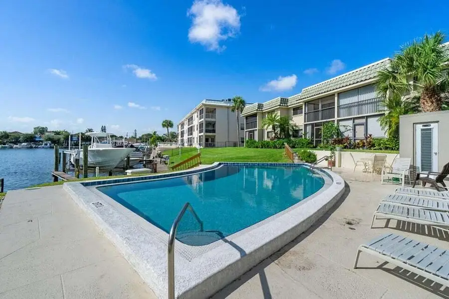 714 Northlake Court #208, North Palm Beach, FL 33408 - #3