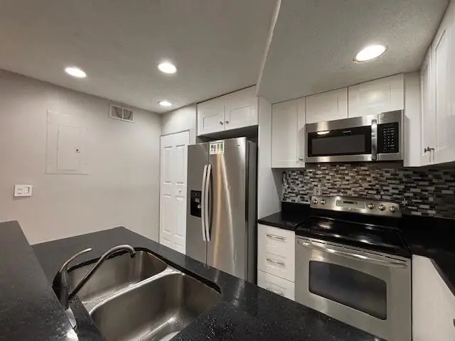 5844 Blueberry Unit 68 Court, Lauderhill, FL 33313 - #3