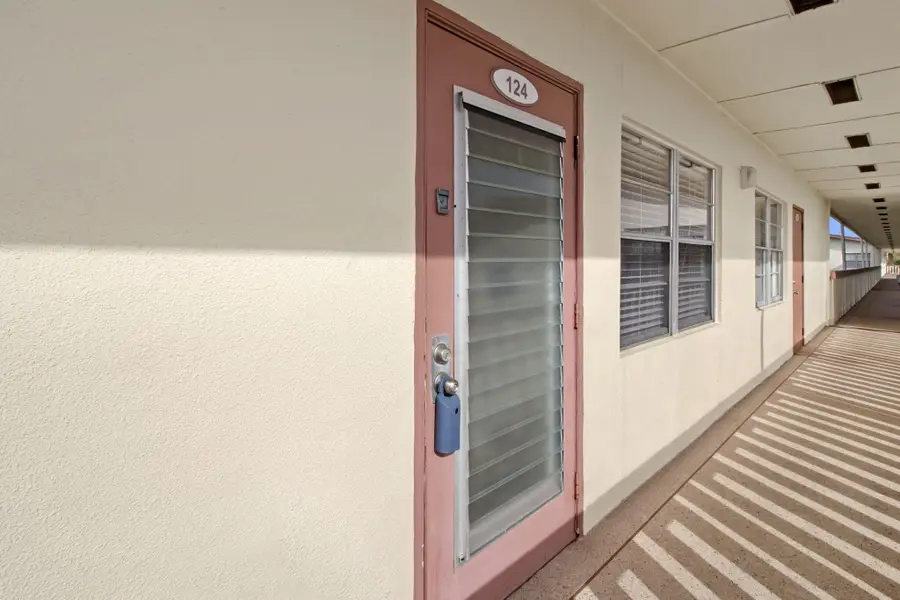 124 Preston C, Boca Raton, FL 33434 - #3