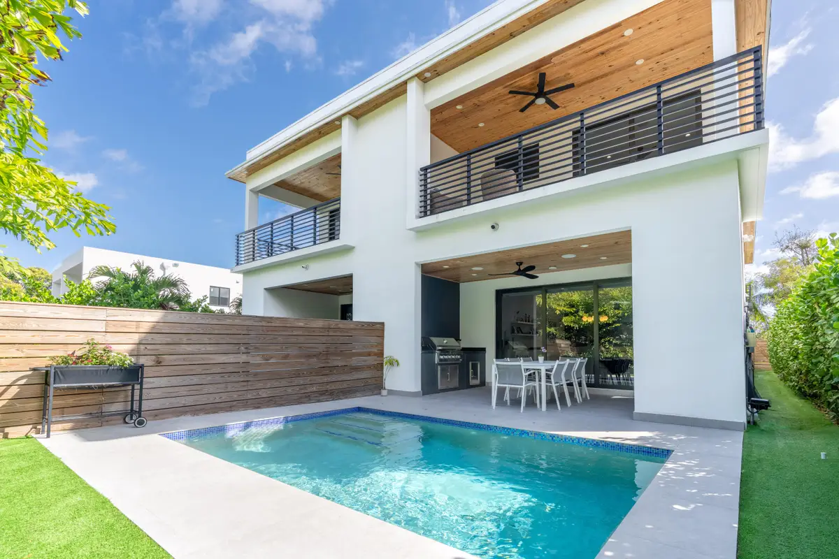 1123 NE 12th Avenue #A, Fort Lauderdale, FL 33304 - #1