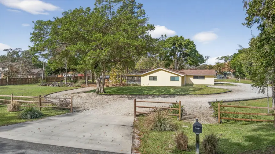 749 W Rambling Drive, Wellington, FL 33414 - #2