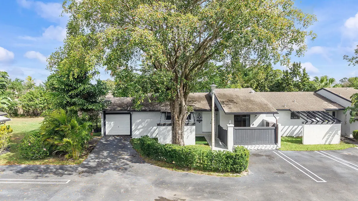 107 Conaskonk Circle, Royal Palm Beach, FL 33411 - #1