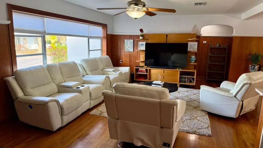 147 E 28th Street E, Riviera Beach, FL 33404 - #3