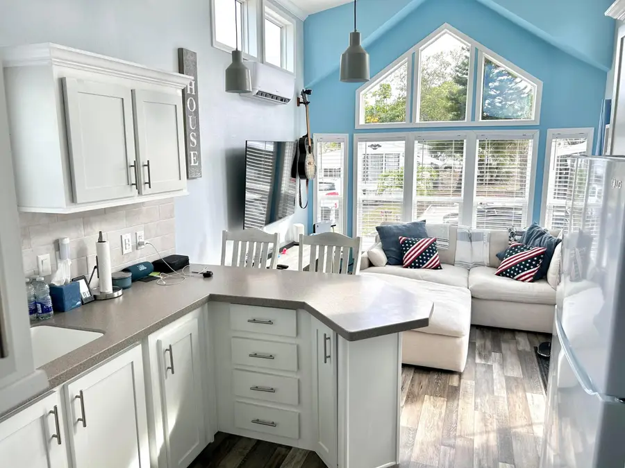 875 NE 48 Th Street #Lot 393, Pompano Beach, FL 33064 - #2