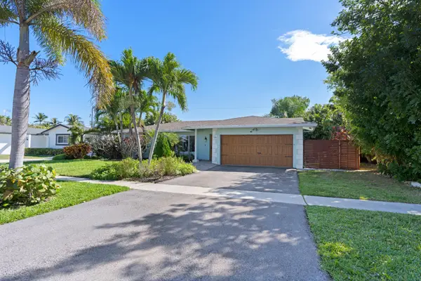 136 Oregon Lane, Boca Raton, FL 33487