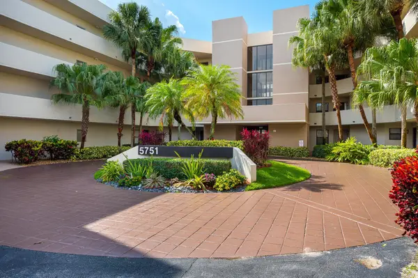 5751 Camino Del Sol #403, Boca Raton, FL 33433