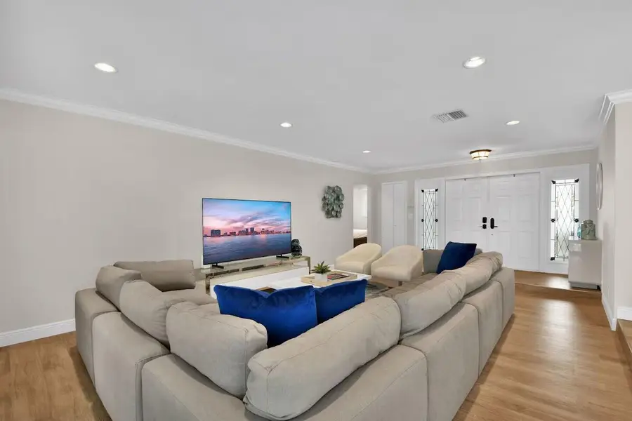 2152 NE 63rd Court, Fort Lauderdale, FL 33308 - #3