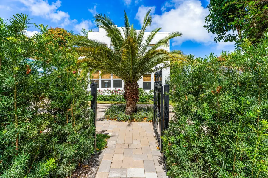 825 34th Street, West Palm Beach, FL 33407 - #3