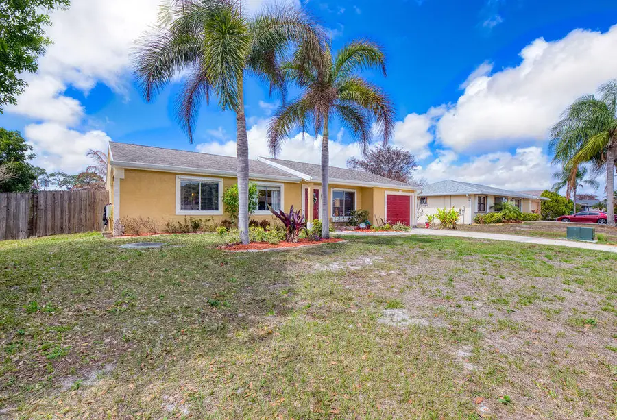 2142 SE Watercrest Street, Port Saint Lucie, FL 34984 - #3