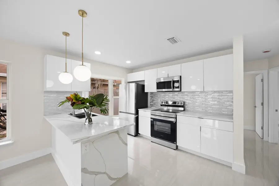 5664 Boynton Crescent, Boynton Beach, FL 33437 - #3