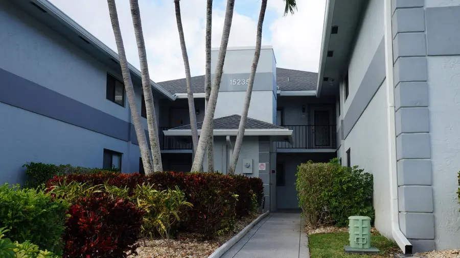 15235 Lakes Of Delray Boulevard #308, Delray Beach, FL 33484 - #2