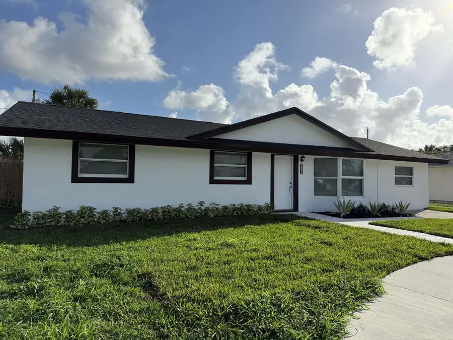 4318 Crestdale Street, Palm Beach Gardens, FL 33410 - #3