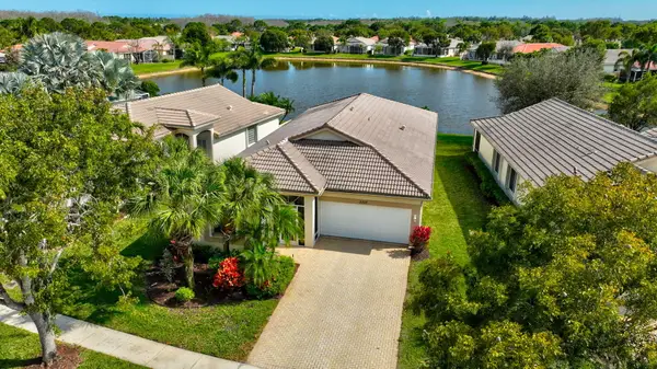 2707 Clipper Circle, West Palm Beach, FL 33411