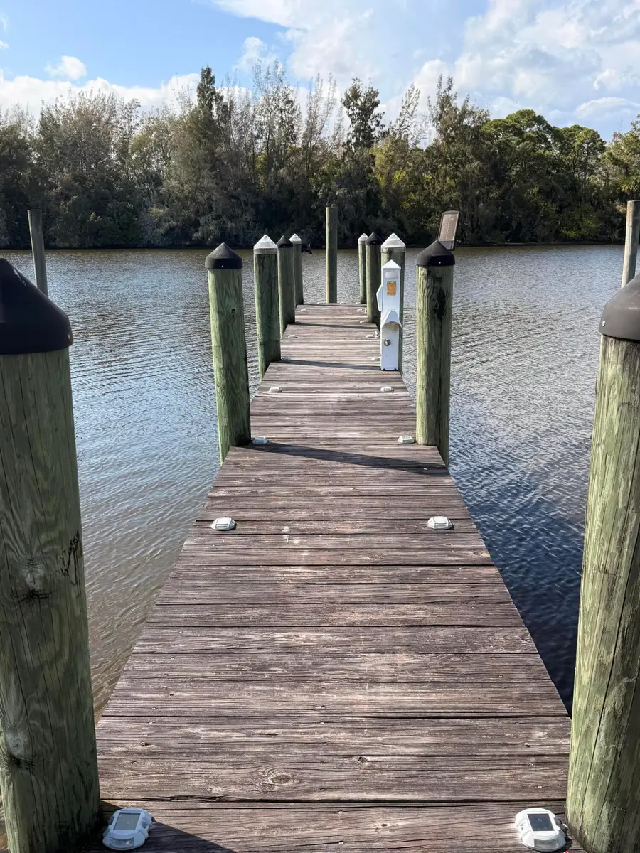 3345 SW Porpoise Circle Sw, Stuart, FL 34997 - #3