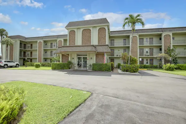 4500 Gefion Court #106, Lake Worth, FL 33467