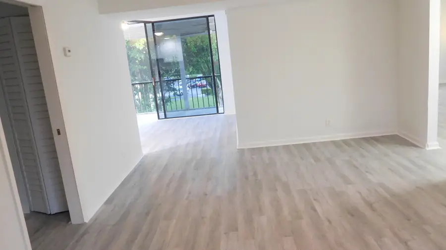 5160 Las Verdes Circle #314, Delray Beach, FL 33484 - Image #3