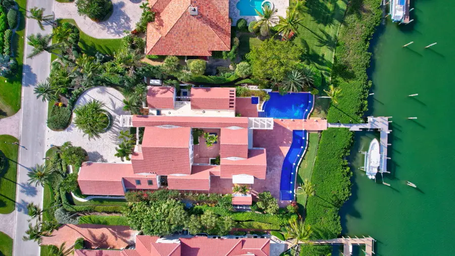 6996 SE Harbor Circle, Stuart, FL 34996 - Image #3