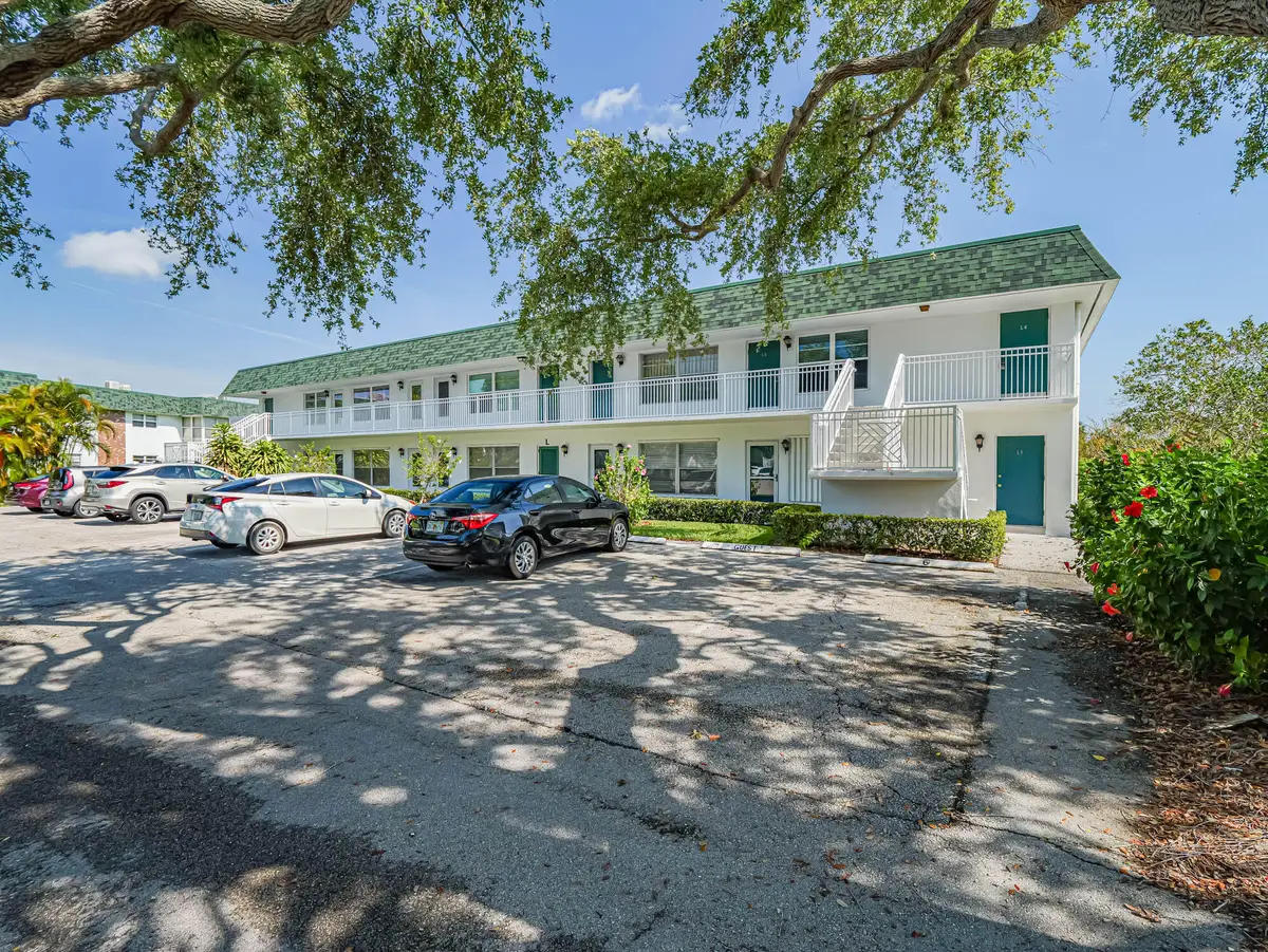 2800 Indian River Boulevard #L2, Vero Beach, FL 32960 - Image #1