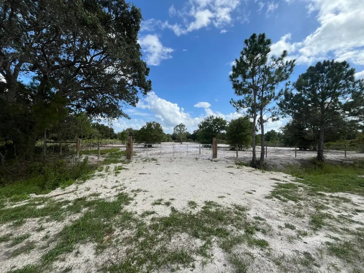 16916 NW 262nd Street, Okeechobee, FL 34972 - Image #1
