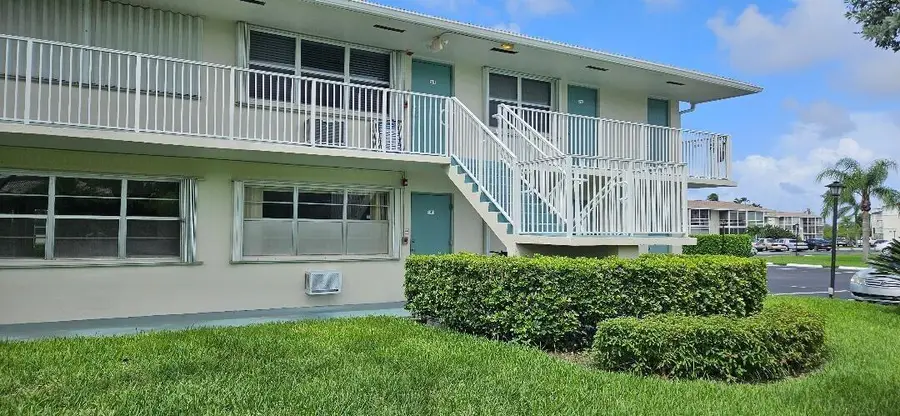 880 W Horizons #111, Boynton Beach, FL 33435 - Image #3