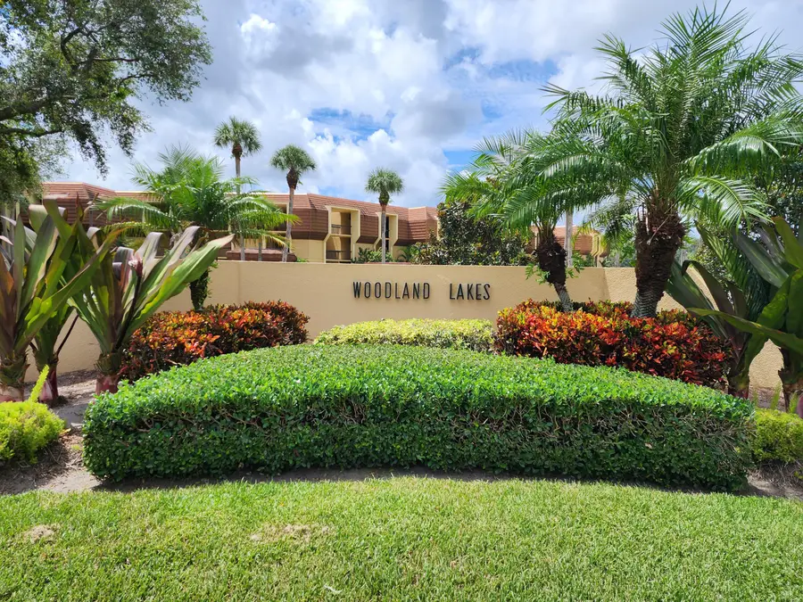 5344 Woodland Lakes Drive #223, Palm Beach Gardens, FL 33418 - Image #2