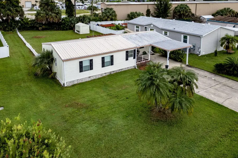 1657 Elkhart Circle, Tavares, FL 32778 - Image #3