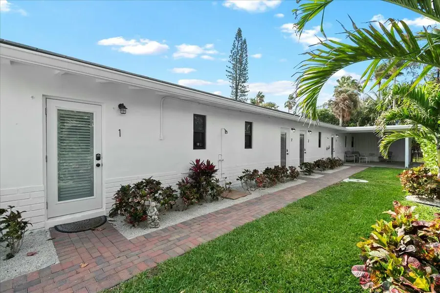 18 Adams Road, Ocean Ridge, FL 33435 - Image #2