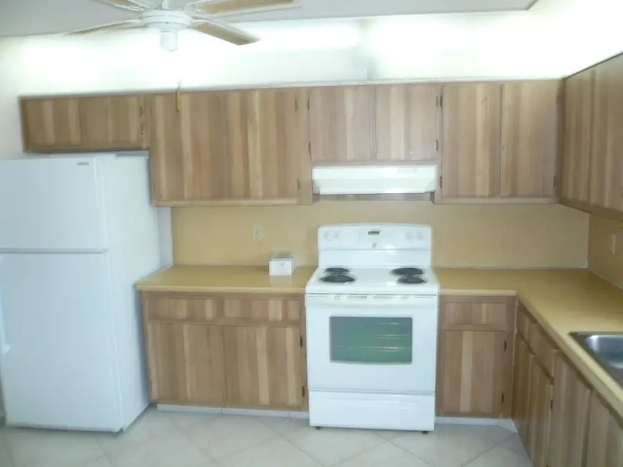 442 Franconia Circle, Lake Worth, FL 33467 - Image #2