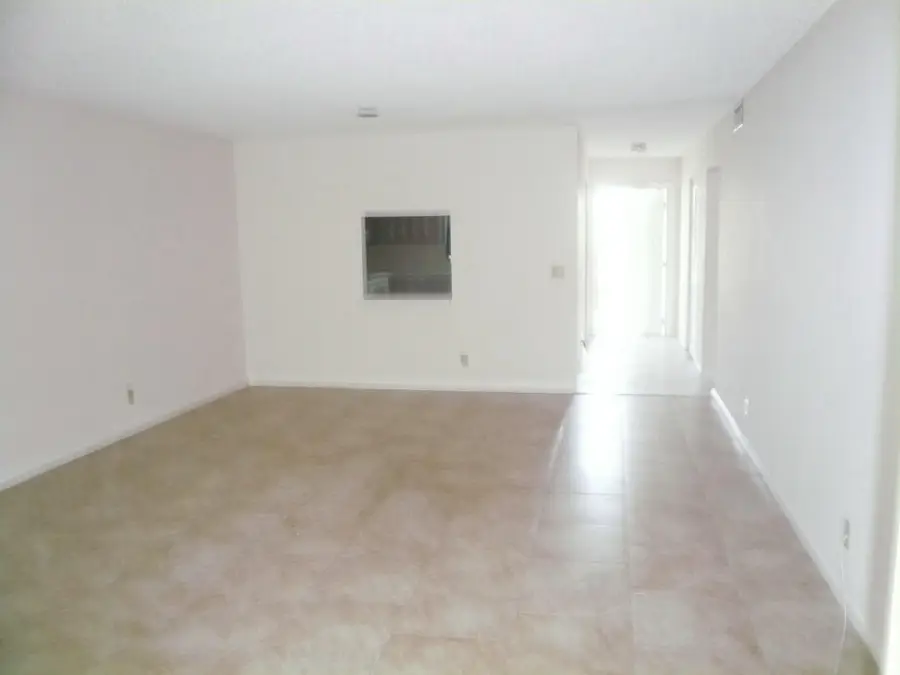 442 Franconia Circle, Lake Worth, FL 33467 - Image #3