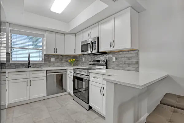 2894 Crosley Drive E #G, West Palm Beach, FL 33415