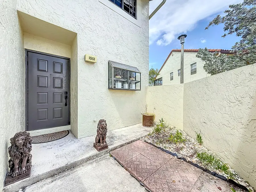 1001 Republic Court, Deerfield Beach, FL 33442 - Image #3