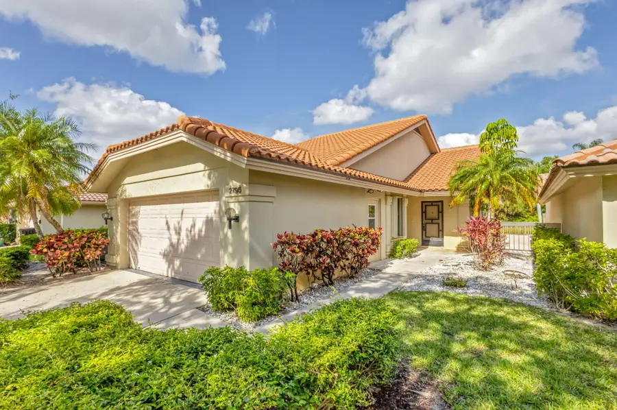 2795 Hawthorne Lane, West Palm Beach, FL 33409 - Image #2