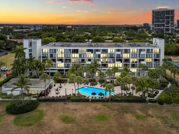 1830 Embassy Drive #607, West Palm Beach, FL 33401