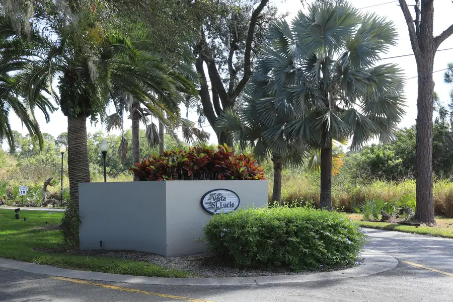 25 Lake Vista Trail #203, Port Saint Lucie, FL 34952 - Image #3