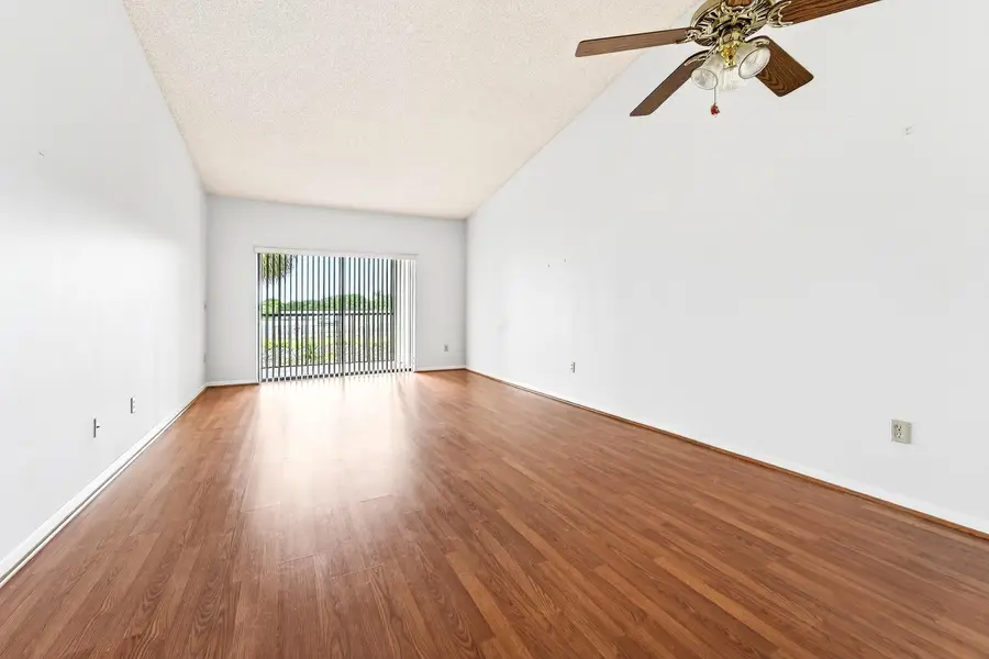 7903 Willow Spring Drive #1125, Lake Worth, FL 33467 - Image #2