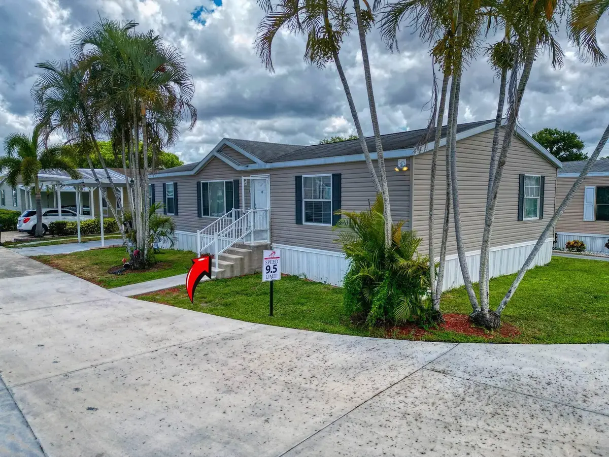 148 Plantation Boulevard, Lake Worth, FL 33467 - Image #1